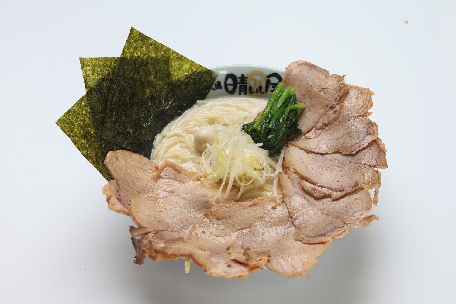 とんこつ塩らーめん　肉増し