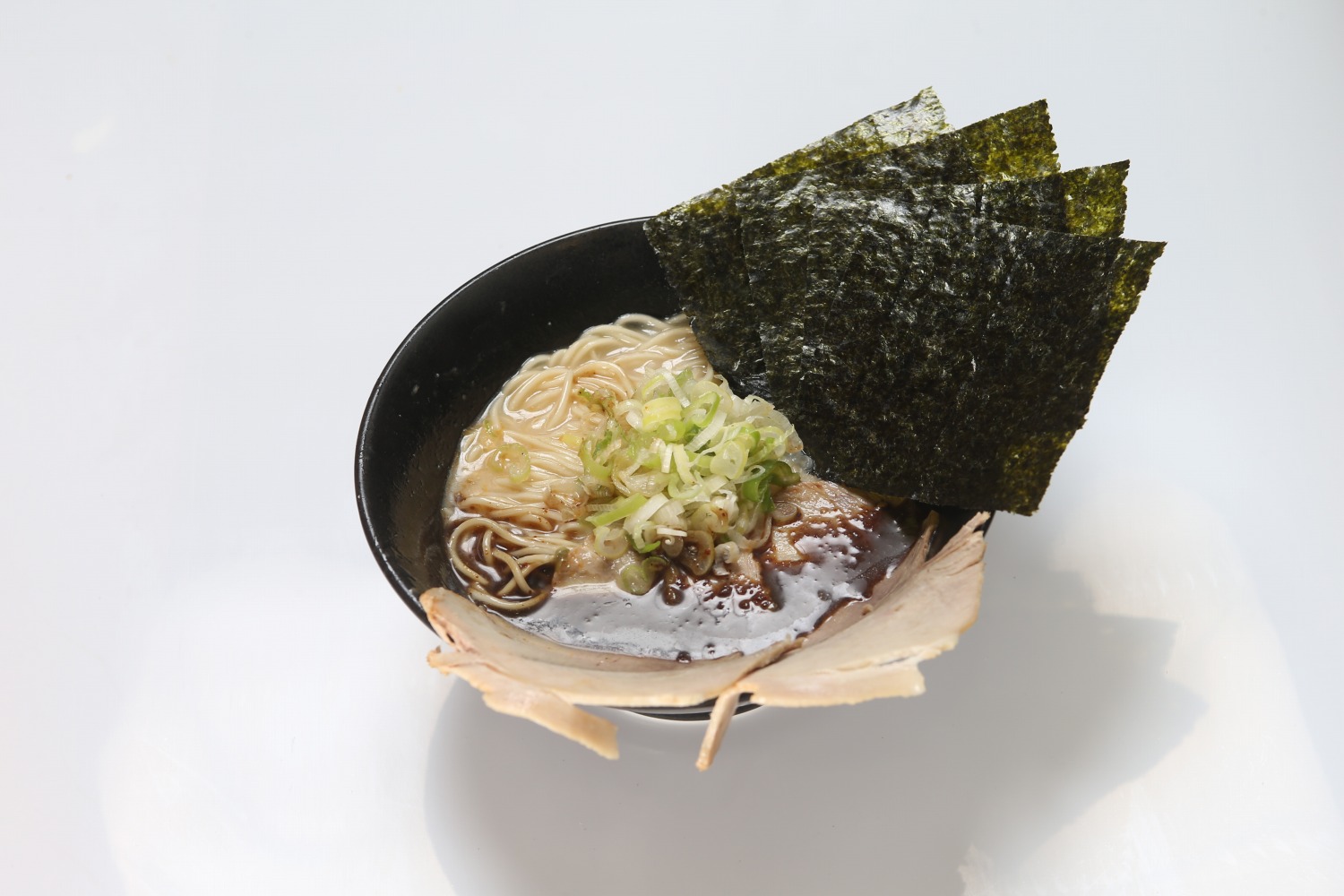 黒とんこつらーめん　海苔増し